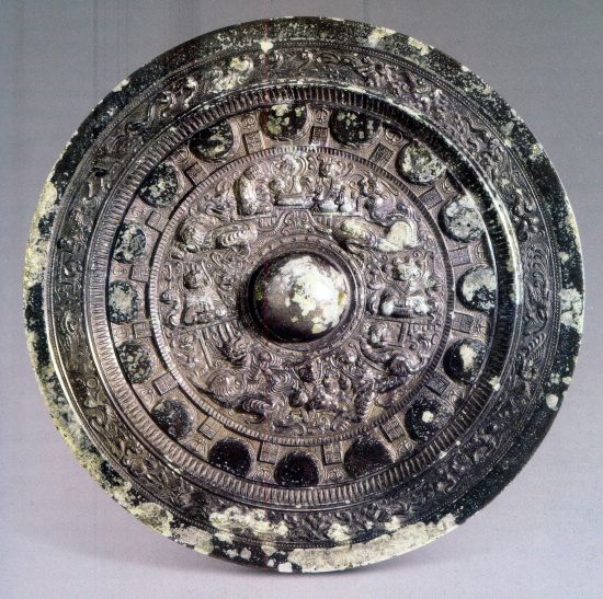 Bronze Mirror; late Eastern Han Dynasty; Hunan Museum